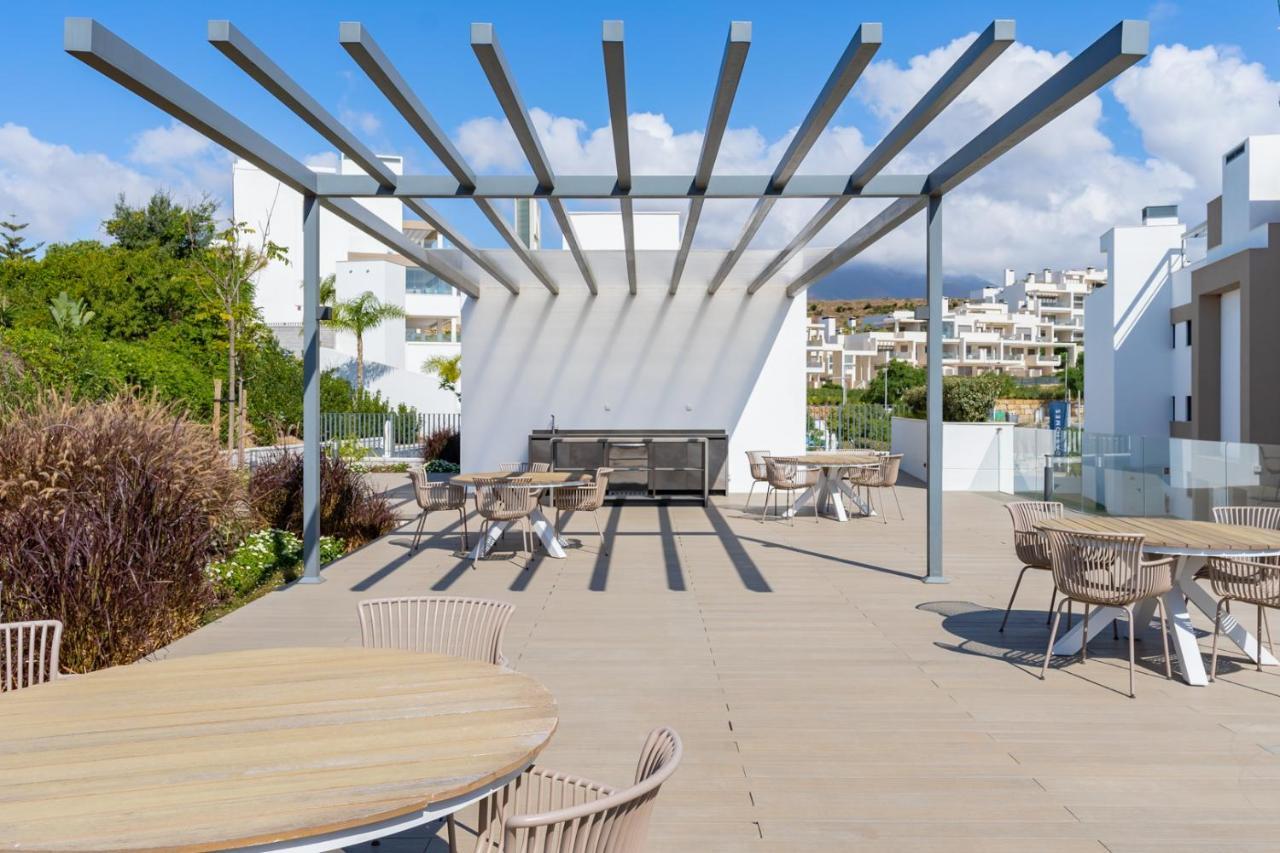Cosy And Centrally Located Apartment In Estepona Eksteriør billede