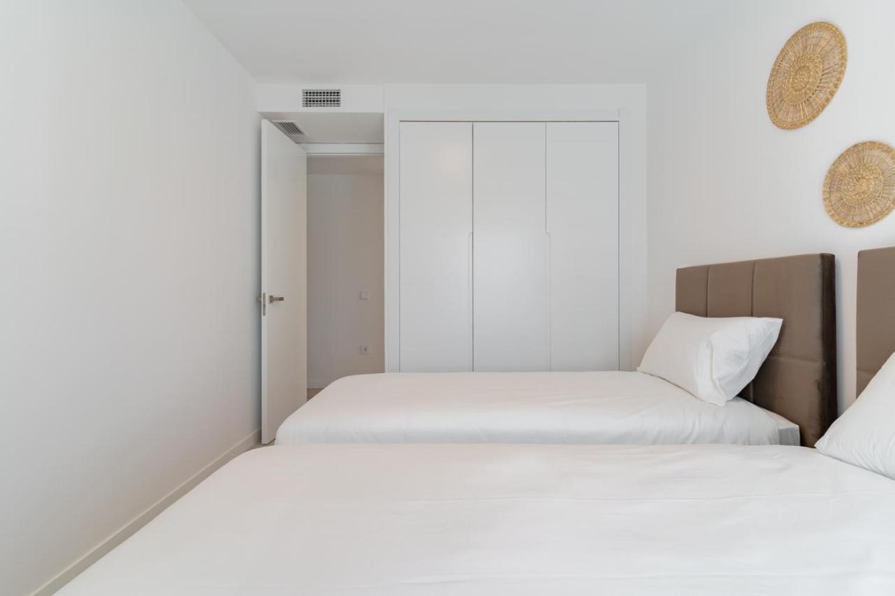 Cosy And Centrally Located Apartment In Estepona Eksteriør billede